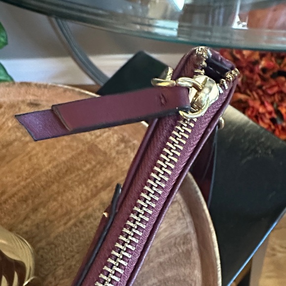 Nine West Maroon Burgundy Wristlet with Gold Accents NWOT - Picture 7 of 16